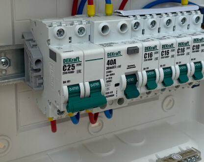  Монтаж автомата в щитке