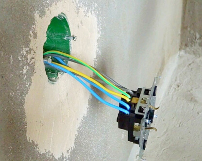  Установка розетки