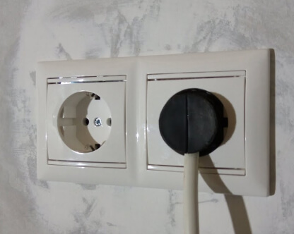 Установка розетки: Legrand