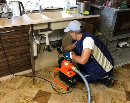  Прочистка канализации в квартире