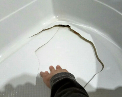  Ремонт пластиковых ванн от трещин