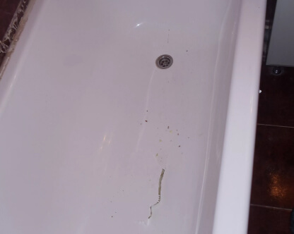  Ремонт сколов акриловых ванн
