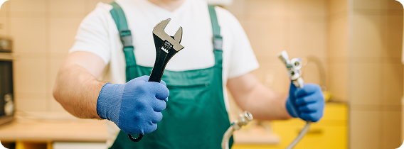 Сантехник на дом в Москве фото