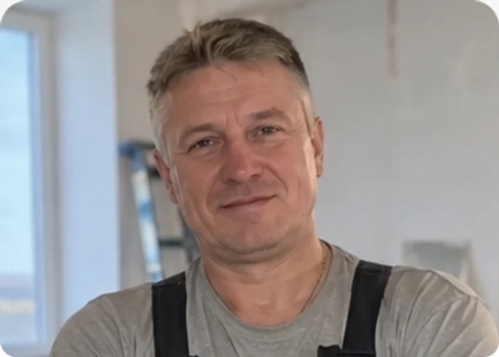 Валентин Петров