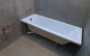 Установка акриловой ванны